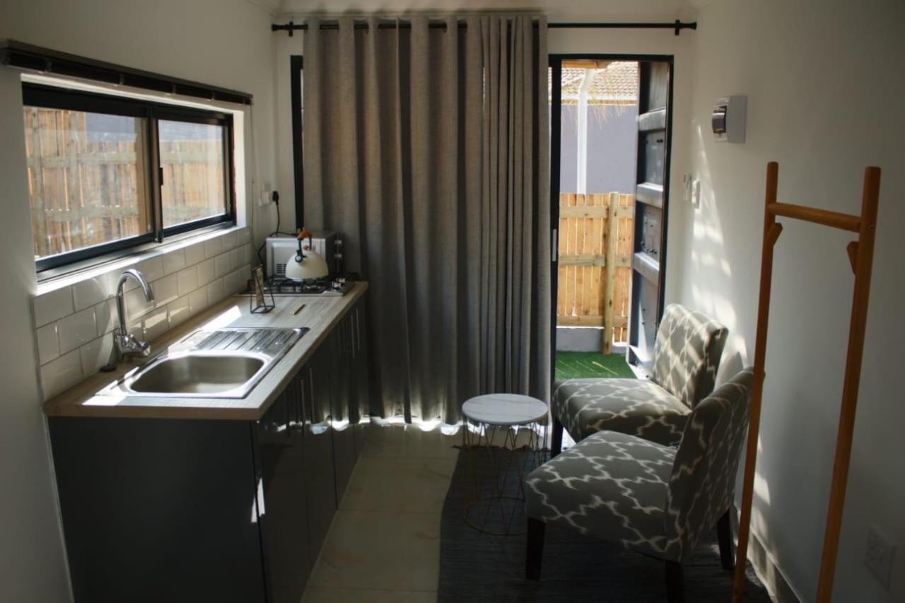 Cozy Box Haus Hotel Graskop Bagian luar foto