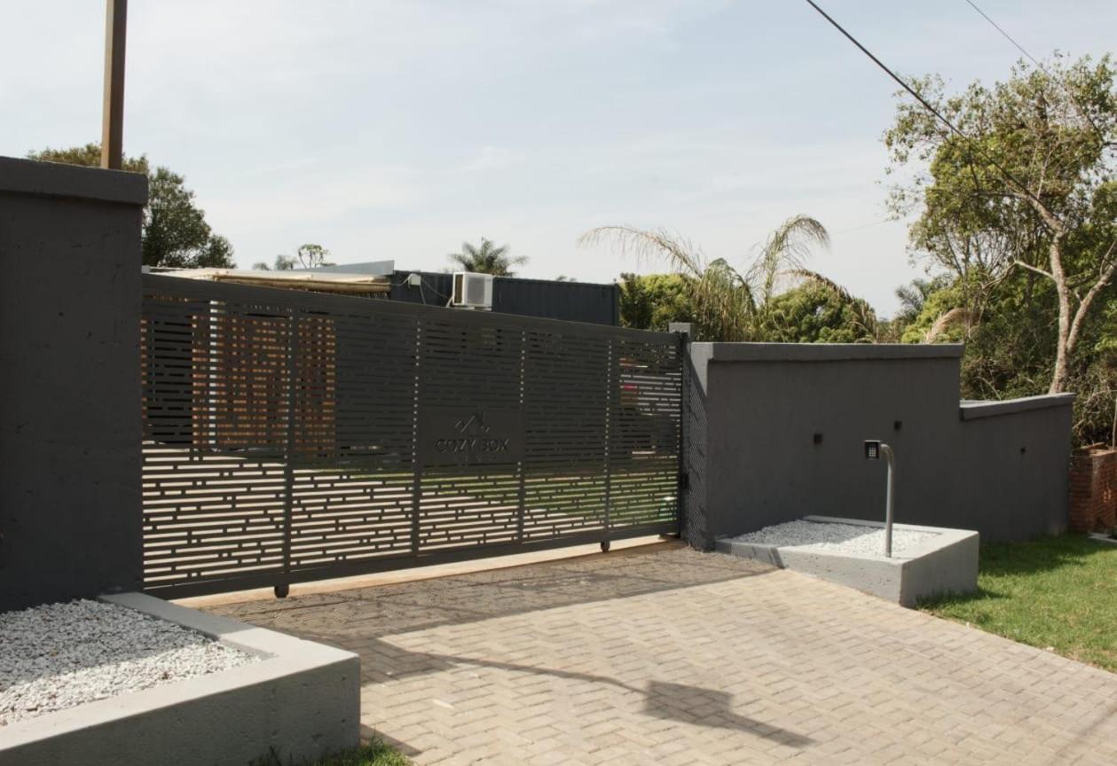 Cozy Box Haus Hotel Graskop Bagian luar foto
