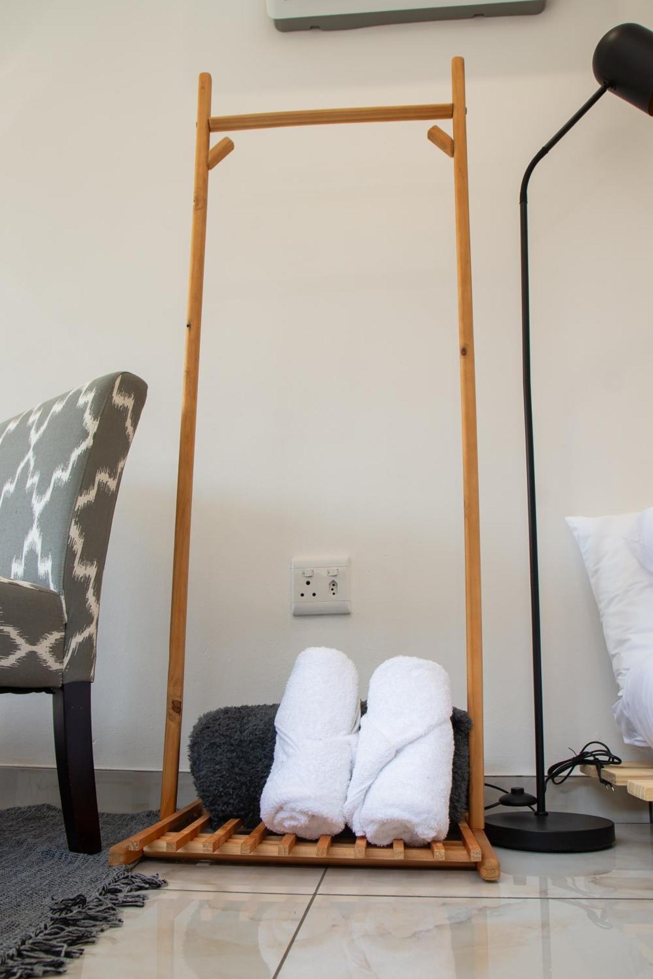 Cozy Box Haus Hotel Graskop Bagian luar foto